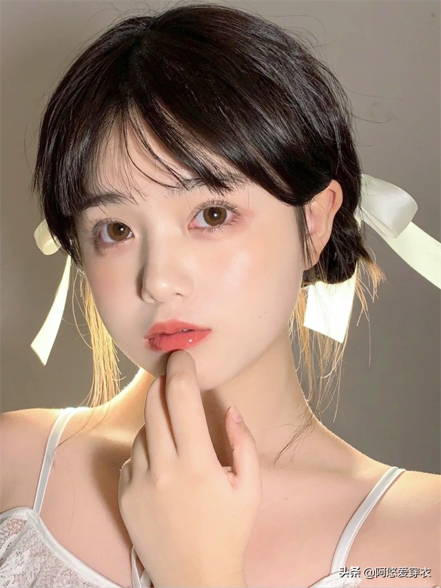 女生淡妆化妆的正确方法,上班三分钟化淡妆