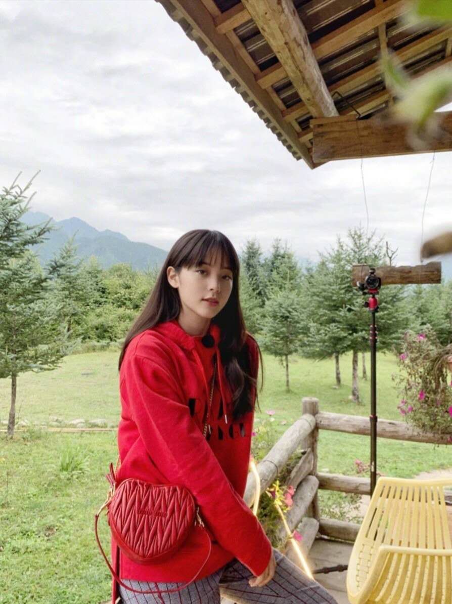 欧阳娜娜气质洋气,欧阳娜娜衣品