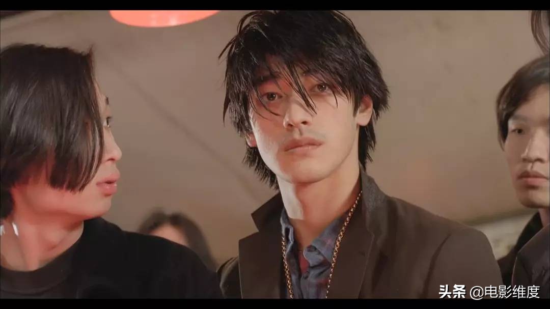 金城武20岁到47岁颜值,金城武20岁最帅的照片图文