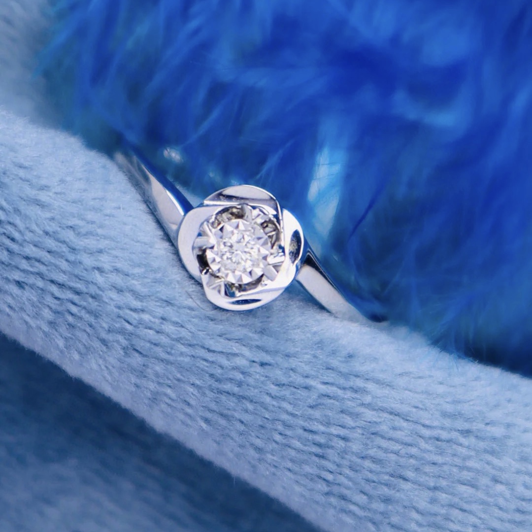 白金钻戒能以旧换新吗,白金钻石钻戒怎么回收