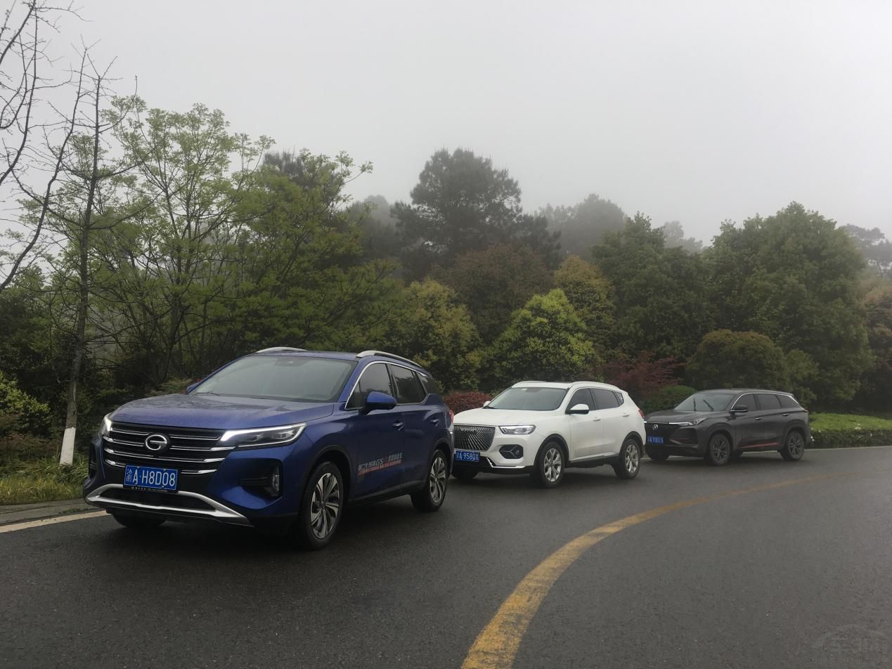 新款广汽传祺gs4试驾爬坡,山城爬坡开车