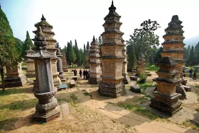 中国古佛塔图片,中国著名佛塔寺