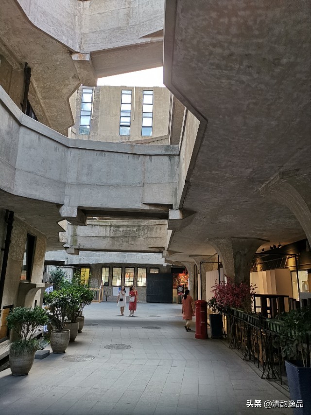 亲历诡异故事完整版,真实恐怖故事亲历者回忆