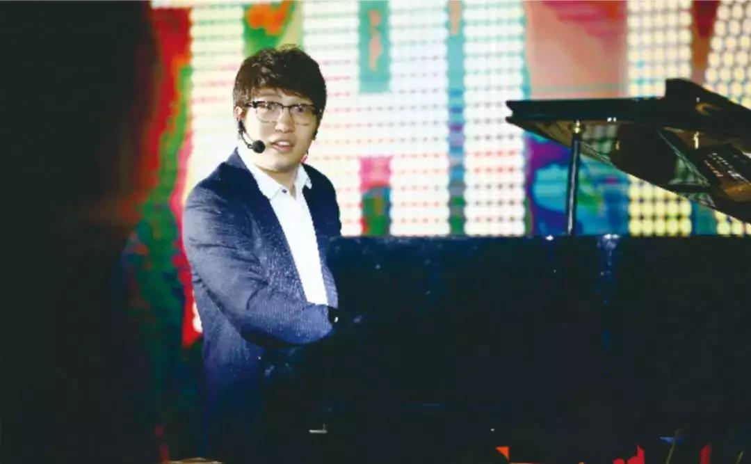 元杰英文采访,元杰谈论孩子学钢琴