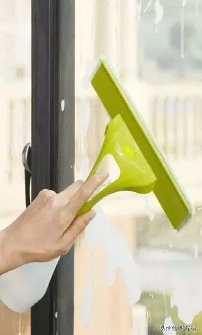 南方回南天墙面会返潮吗,南方回南天屋里都是水怎么处理