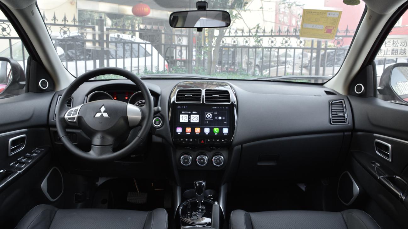 日系搭载2.5自吸爱信8at的suv,2.0t8at的动力组合的日系suv