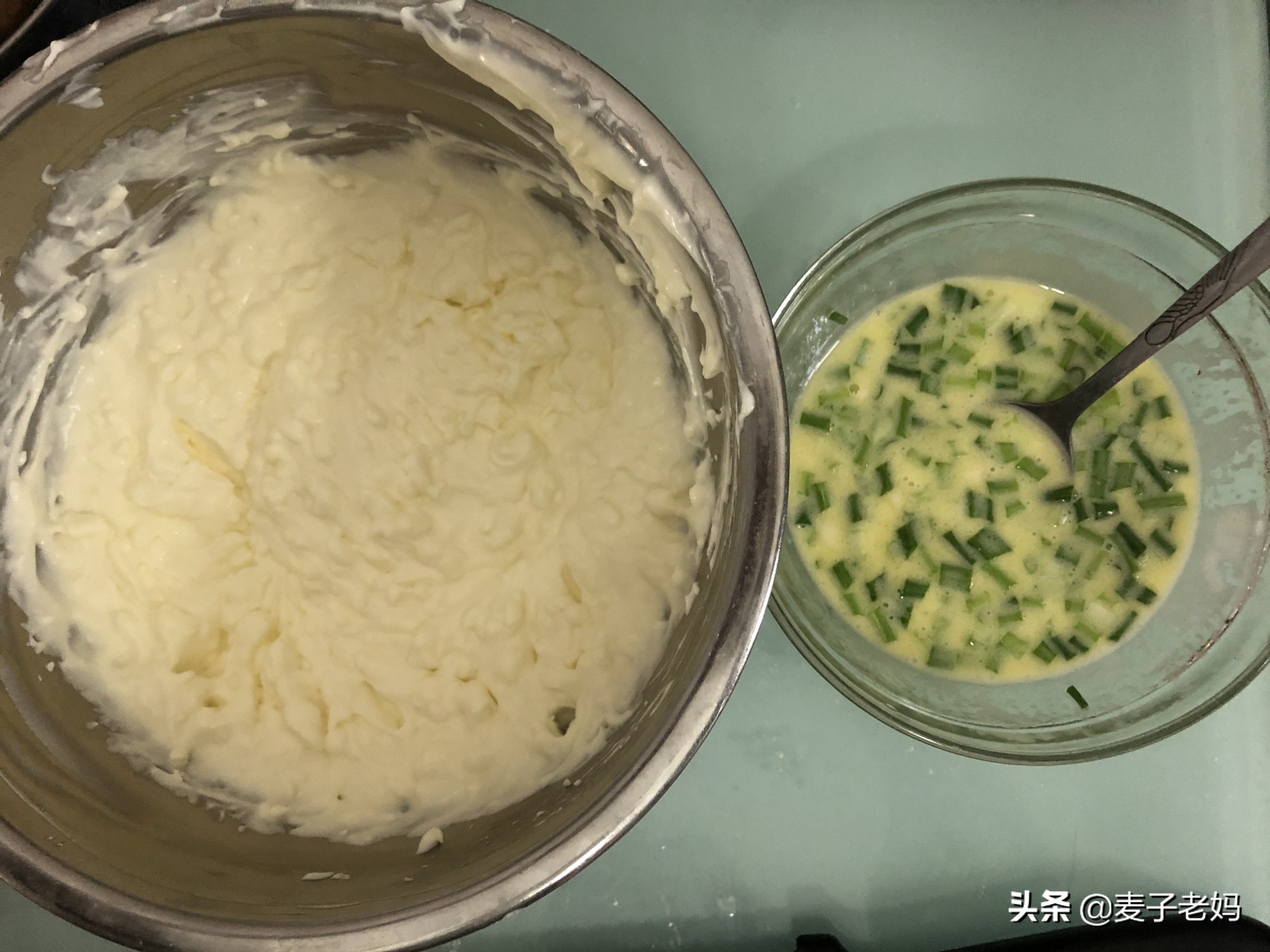 风靡韩国的网红面包,不用烤箱烤简单又方便的拉丝面包