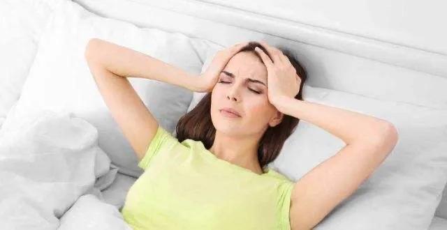 私部长痘是什么病,私部长痘痘是什么原因引起的