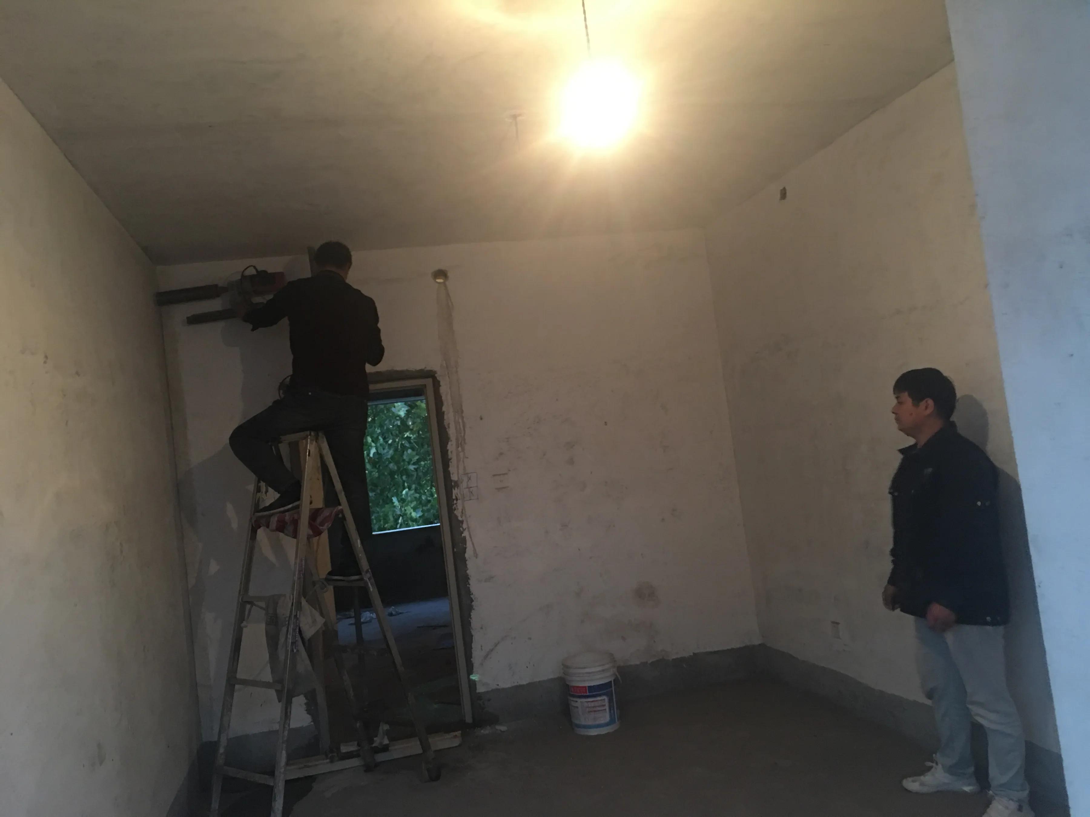 今天开始给家里安装中央空调