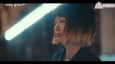 傻白甜过气了！现在流行A到炸的“恶女风”！又飒又迷人