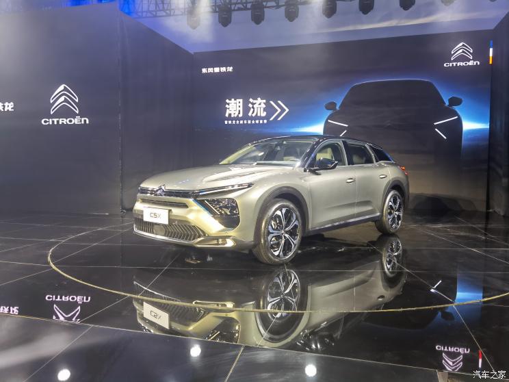 雪铁龙凡尔赛c5x最帅造型,新款雪铁龙凡尔赛c5x享不凡