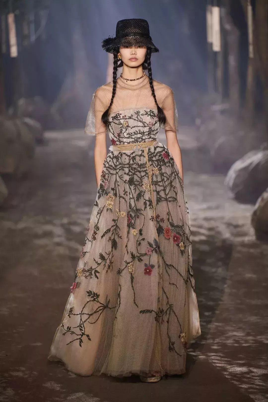 dior抄袭事件后续,dior抄袭马面裙事件