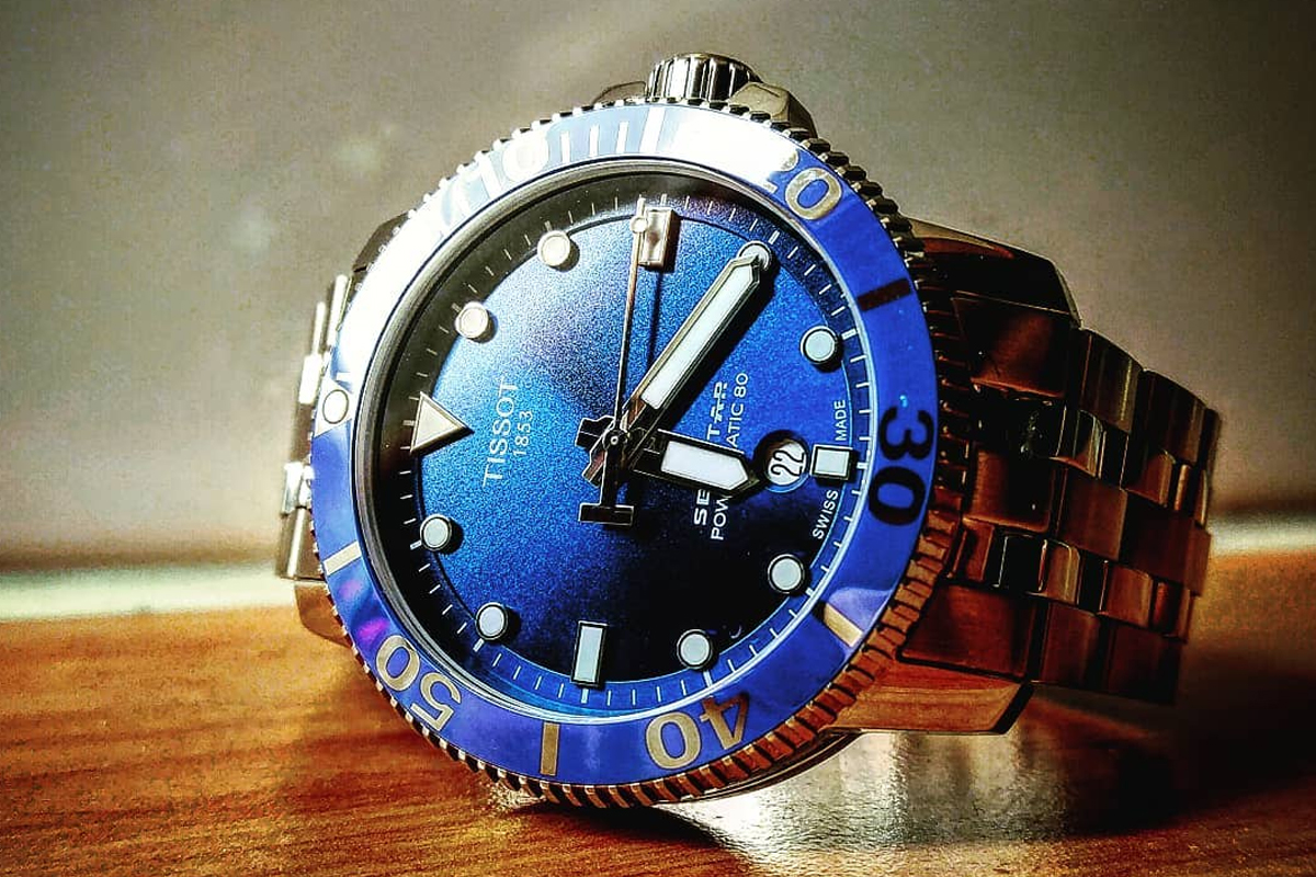 caliber80机芯细节图,eta2824机芯和caliber80