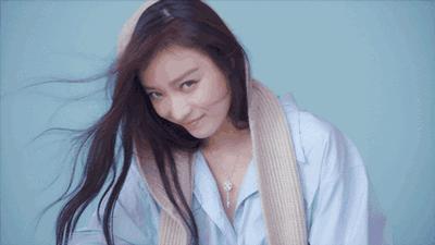 大脸刘海发型推荐自己剪,学生党如何剪修饰脸型的刘海