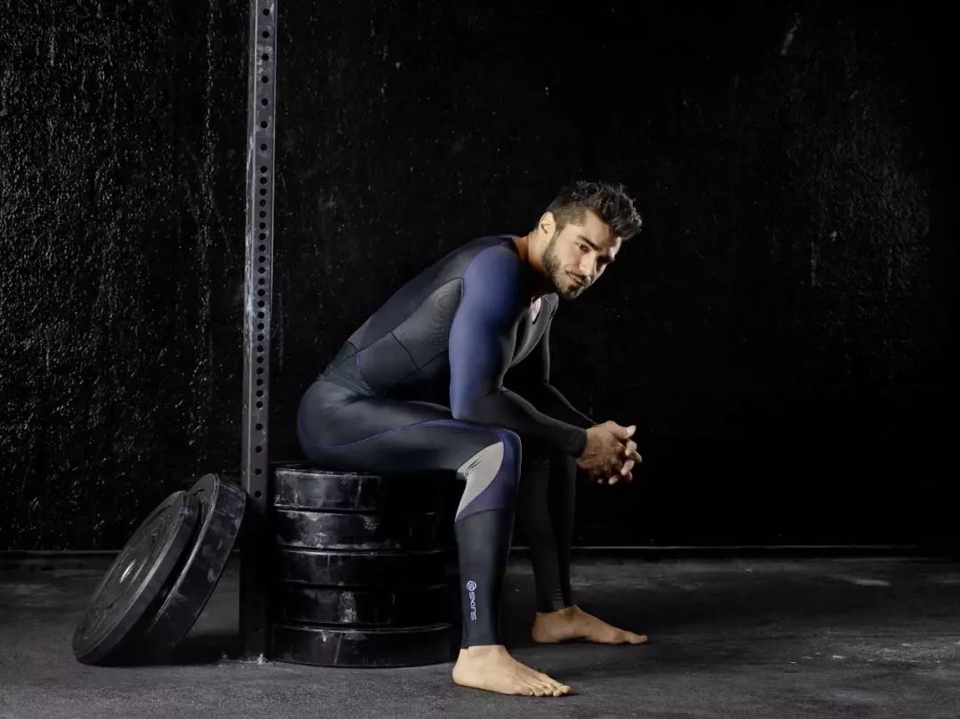 在跑步装备大卖的今天,著名压缩装备品牌SKINS竟然宣告破产