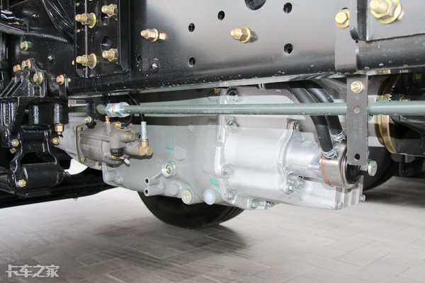 东风天龙旗舰kx纯电动重卡,新款东风天龙kl高顶介绍