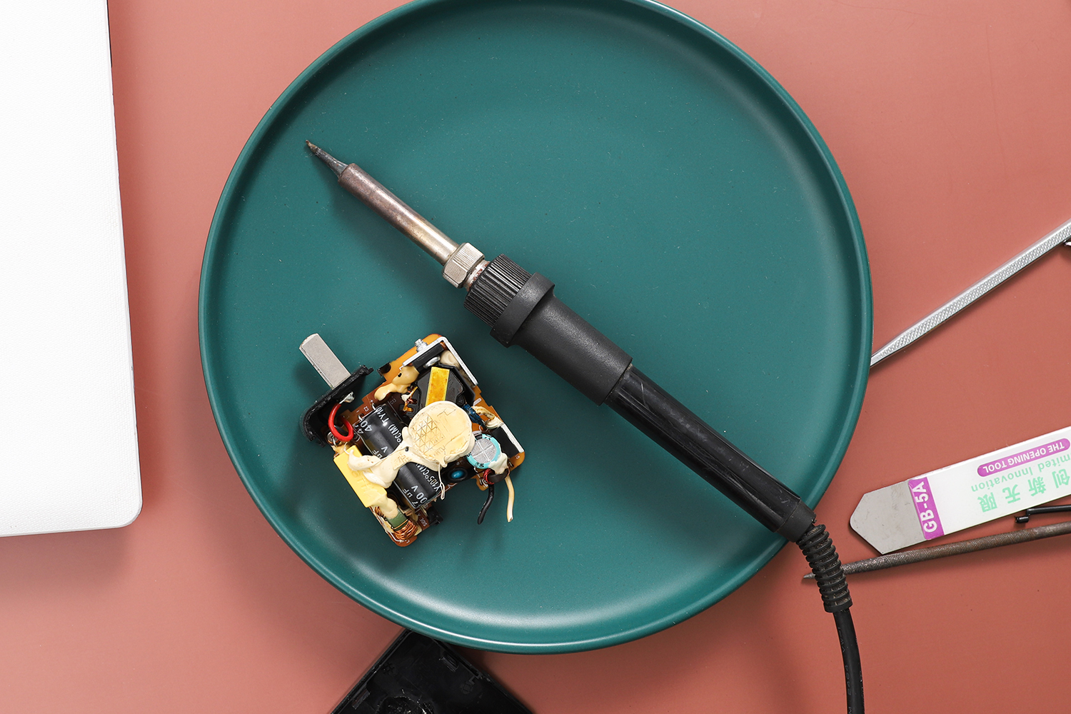 笔记本电源线断了怎么修复图解,笔记本电源线坏了怎么打开电脑