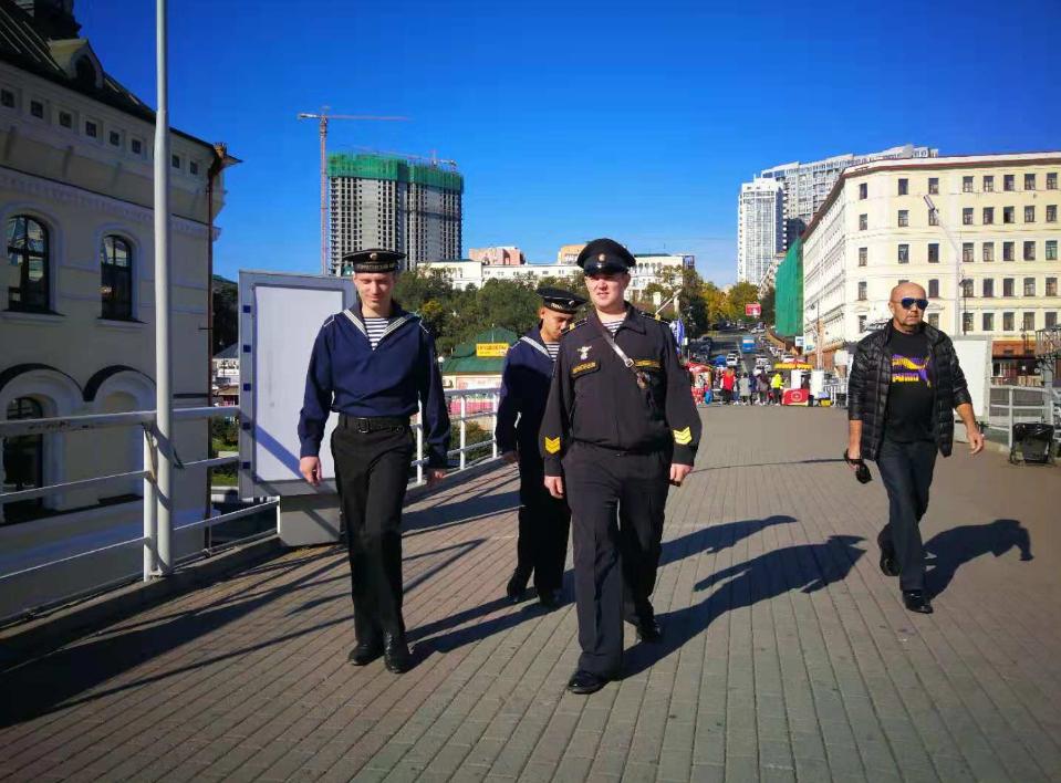 俄罗斯哪个城市有枪店,俄罗斯的武器店