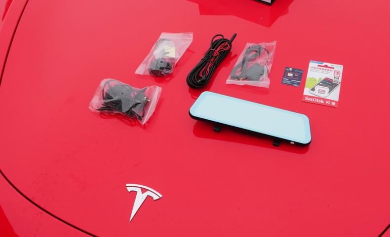 任我游智能行车记录仪红键,任我游隐藏式行车记录仪测评