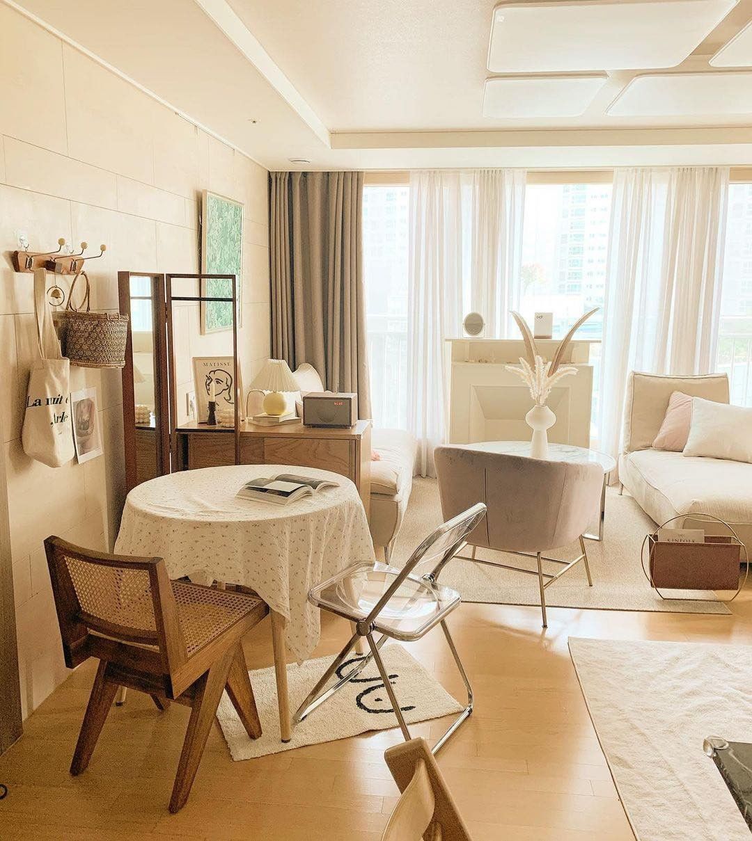 女生一个人住的别墅,女生一个人住的房子复式