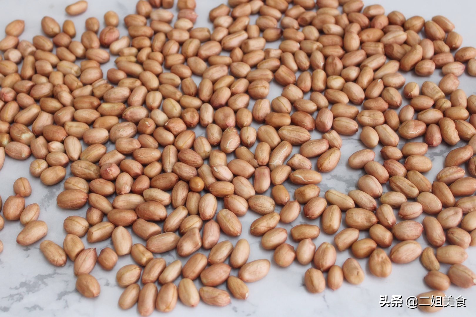 如何保存花生又香又脆,怎样保存新鲜花生最好方法