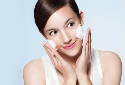 好喜欢白鹿的发际线，毛茸茸的感觉，比颜值更优秀