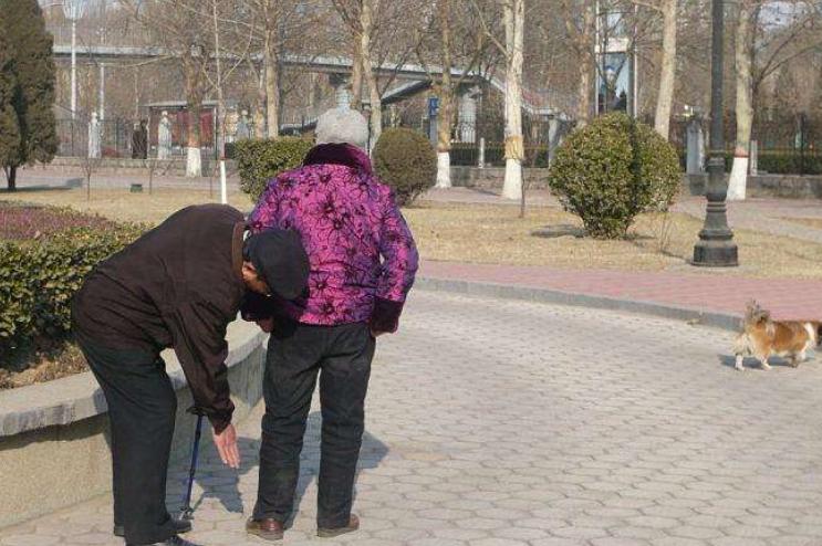 灰尘最好的打扫方法,家居灰尘怎么擦