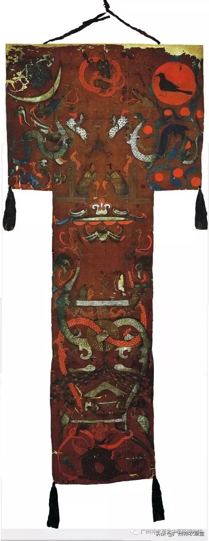 艸堂｜传说中可以挂太阳的树，草堂有