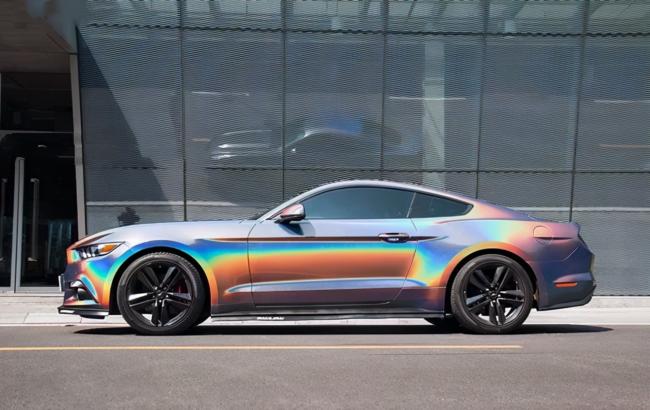 贴改色膜要注意哪些细节,车辆改色需要注意什么