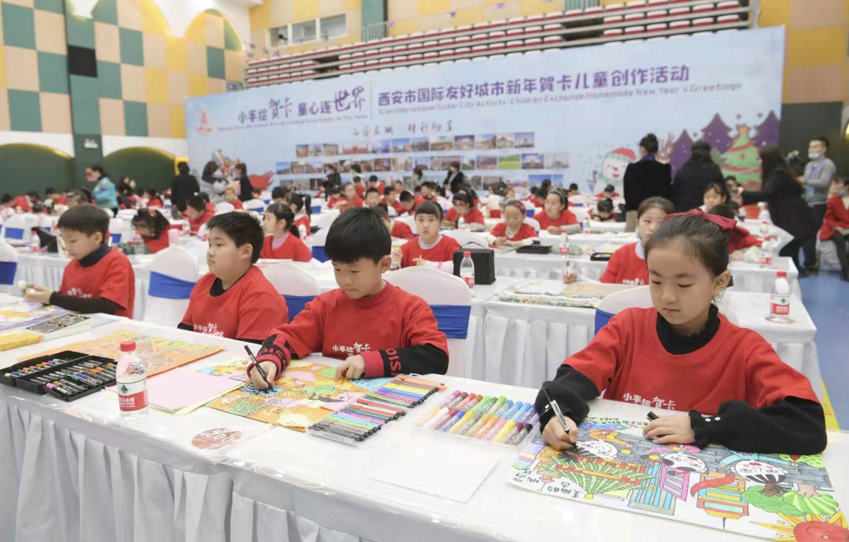 奋进新时代童心向未来贺卡制作,二年级童心向党喜迎二十大做贺卡