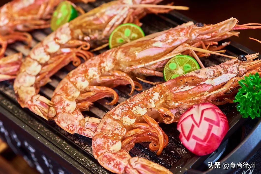 徐州张柏芝一秒到日本?其实正在吃日料,和服免费穿,过足cos瘾