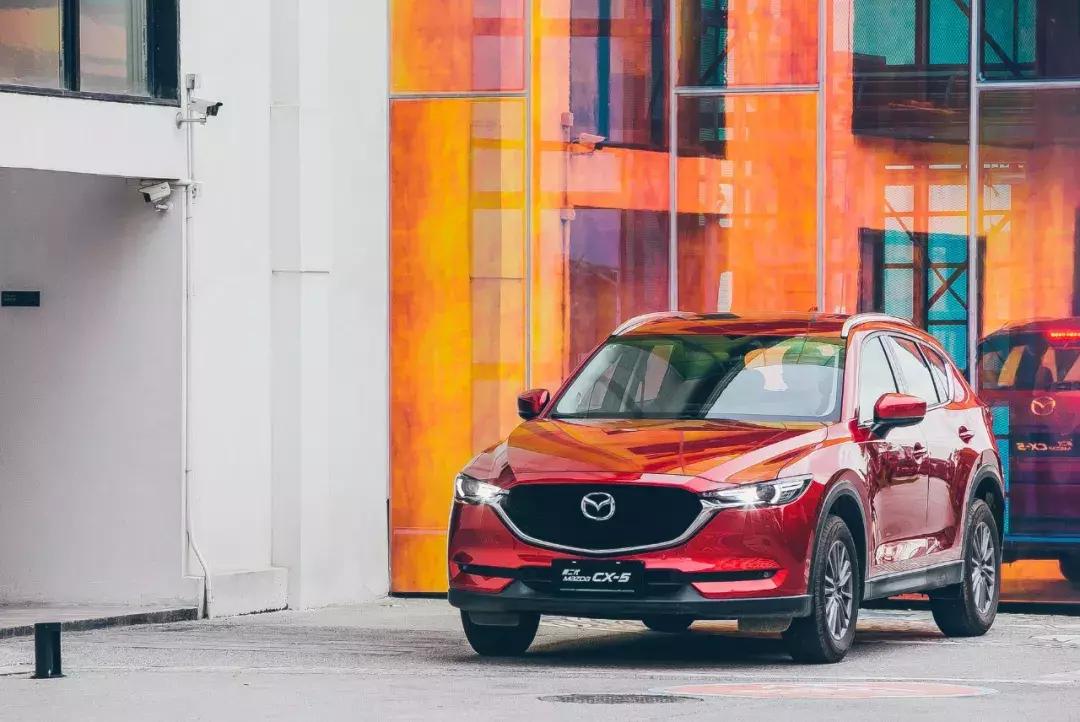 试驾马自达cx-5新款2.0,2021马自达cx-5黑骑士试驾