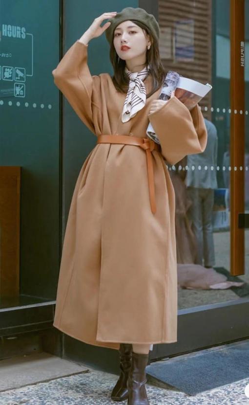 绿驼色配什么颜色显高级,今年流行咖啡色还是驼色