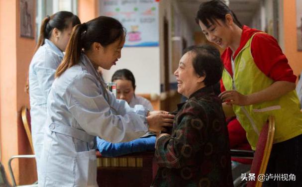 平凡事业彰显大爱——记四川福寿援健康管理有限公司创始人车福华