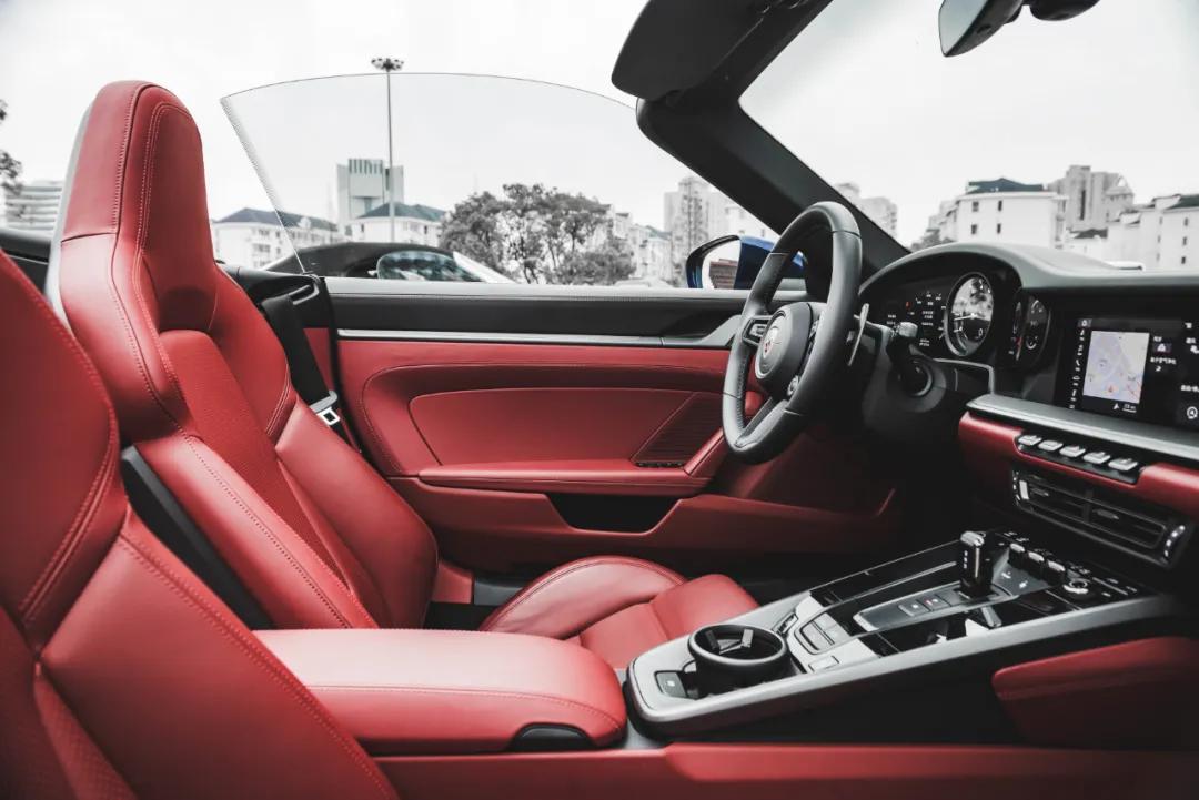 开911敞篷车上街是什么感受,北京适合开911敞篷吗