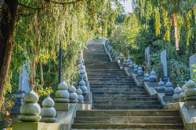 巫山究竟是一个什么样的地方，为什么重庆人都觉得他太遥远