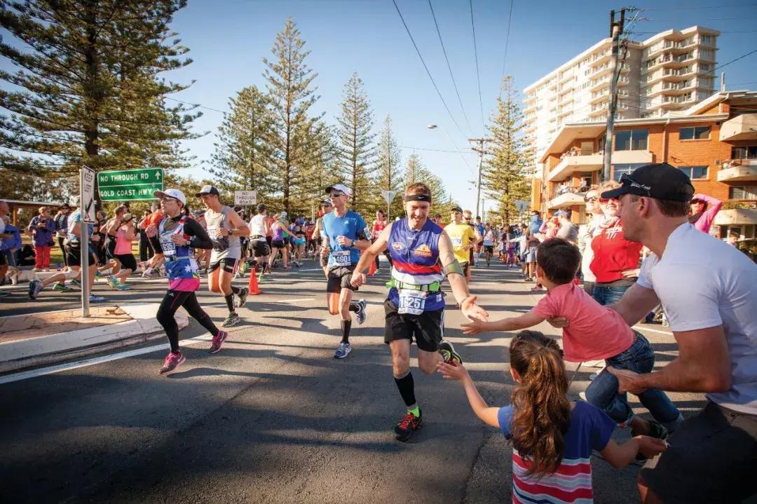 来回1000公里就为了跑个马拉松,来回往返跑活动目标