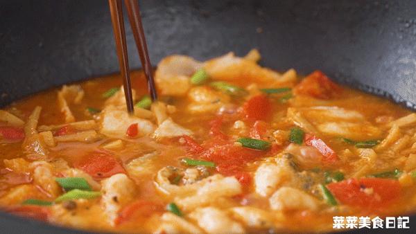 一年卖出70亿！摆摊有它必火，香到城管都要来一碗