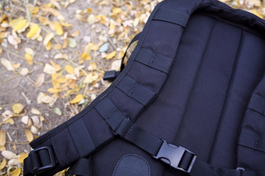 包行天下NITECOREBP25大容量双肩包