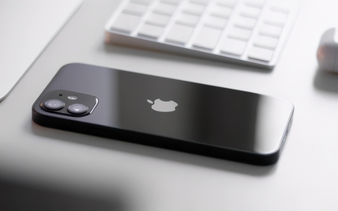 用一个月买台iphone12,花了半个月工资买手机