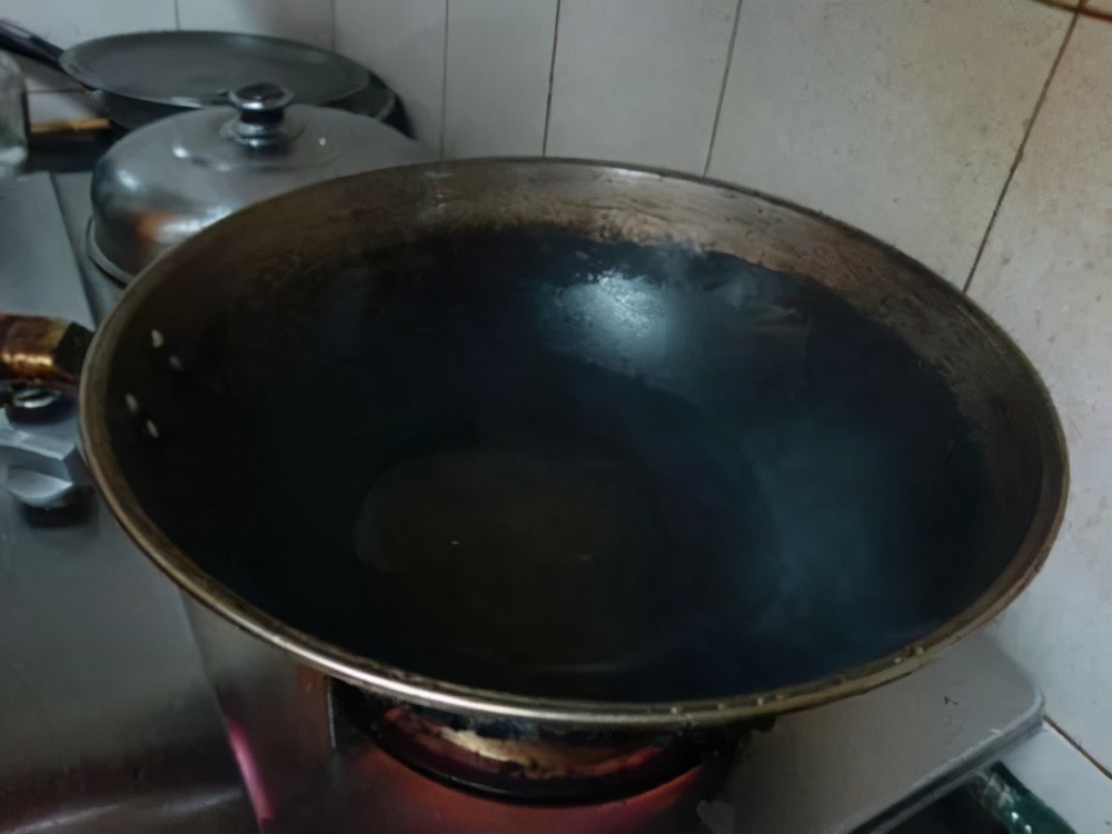 现在有钱了女人买买买,女人必须买的进口锅