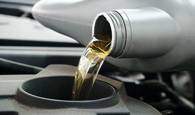 换了新机油后发动机噪音大,新换的机油噪音大怎么办