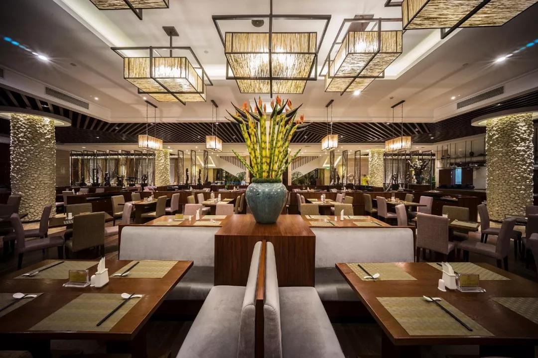 冬天怎么能少得了泡温泉,冬天泡温泉怎么不感冒