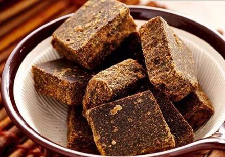 红糖和黑糖什么区别,红糖和黑糖区别是什么