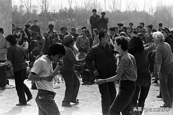 80年代老北京的生活,80年代北京的生活图片