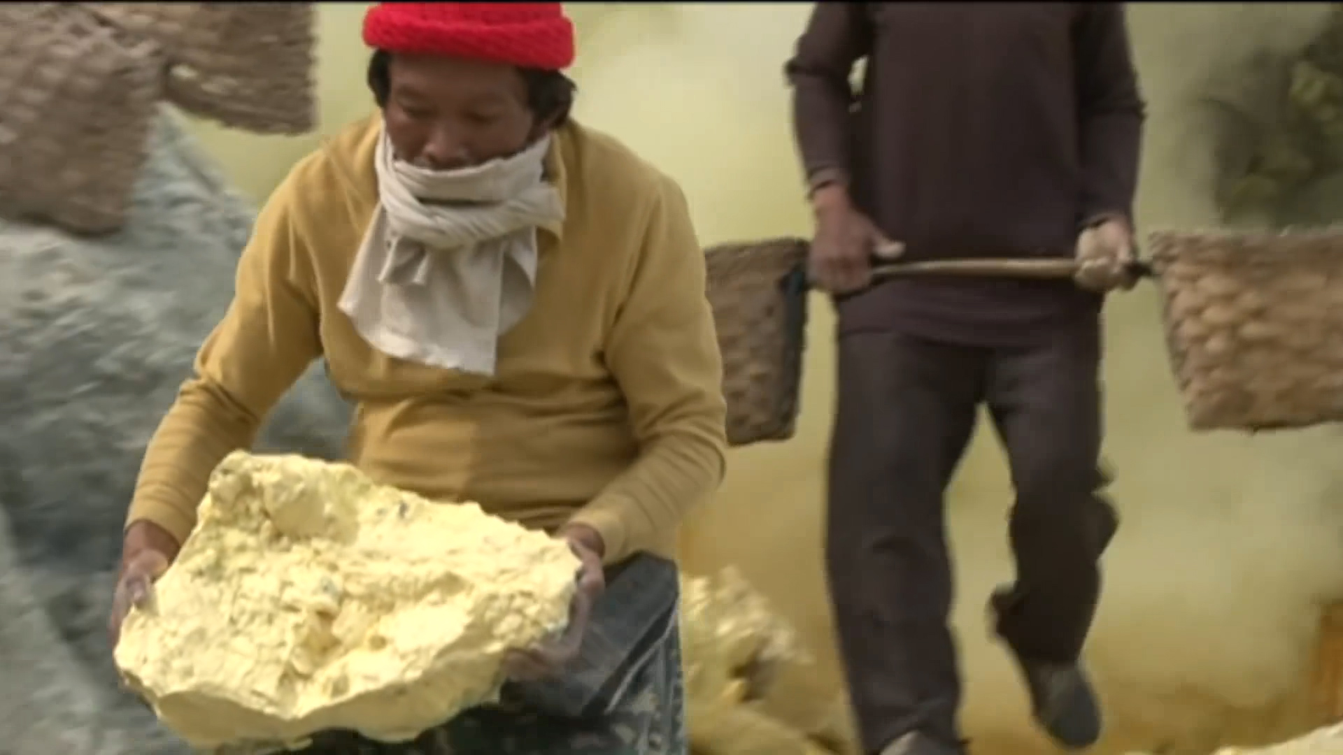 硫磺矿工寿命多少,硫磺矿工最危险的工作