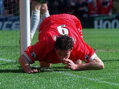 糟糕透顶的进球庆祝方式，C罗拿不了冠军，第一名的被终生禁赛