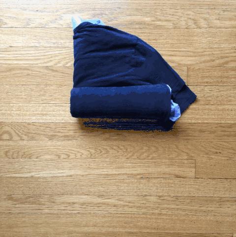 衣服怎么叠省空间,衣服怎么叠才省空间还不会有褶皱