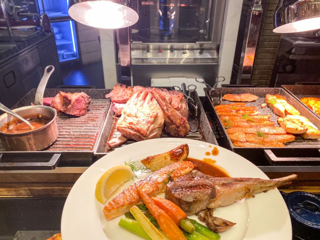 不到两千就能住天津丽思卡尔顿？还能随便吃？这样的羊毛不多了