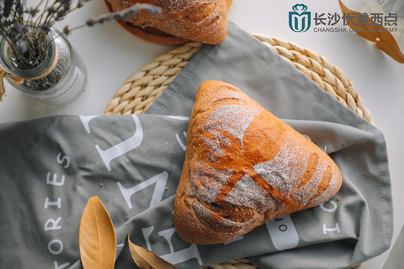 学习做西点有前途吗,学做西点烘焙有前途吗